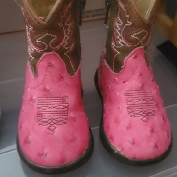 Roper boots and tennis shoes lot - Picture 3 of 3